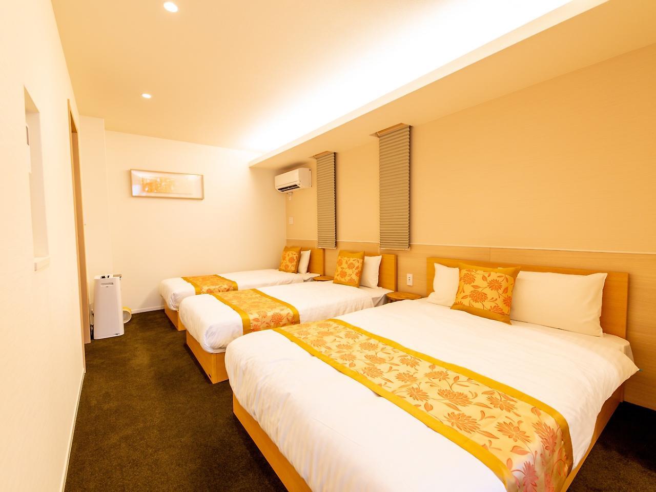 Grand Base Hiroshima Ekimae Exterior foto